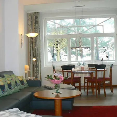 Gudrun By Unsere Urlaubszeit * بينز